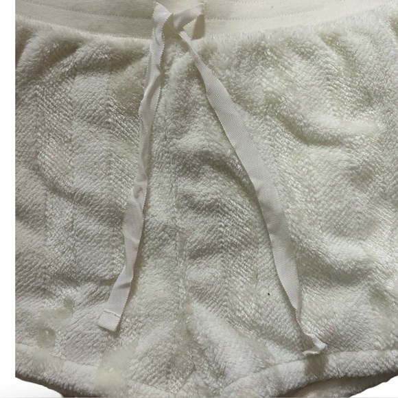 NWT Z Supply Off White Soft Polyester Lounge Shorts Size Small - Picture 3 of 6